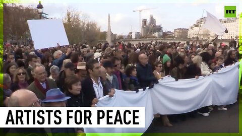 French artists lead 'Silent March' for peace in Middle East