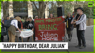 Assange supporters in Sydney rally to celebrate WikiLeaks founder’s birthday