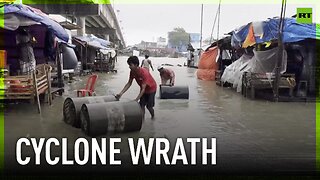 Cyclone Remal forces thousands to evacuate Bangladesh coast