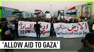 Egyptians demand border opening for humanitarian aid to enter Gaza