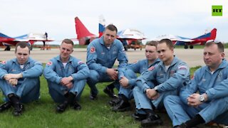 And up we go! | RT interviews Russia’s Strizhi aerobatics team