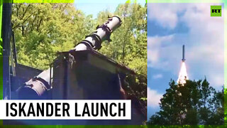 Russian army launches Iskander missiles