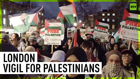 Activists hold vigil in London to honor Gaza victims