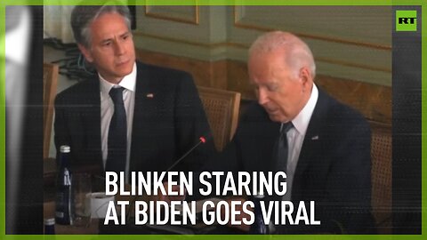 Blinken staring at Biden goes viral