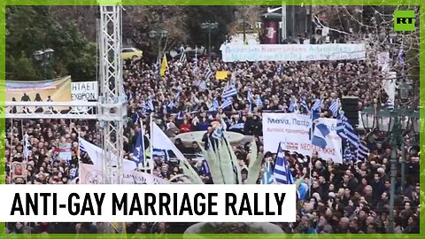 Thousands of Greeks protest against gay marriage and adoption