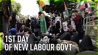 Pro-Gaza die-in protest in London