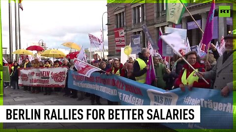 Massive rally for higher salaries held in Berlin