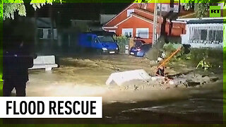Spanish Civil Guard rescues citizens from severe flooding