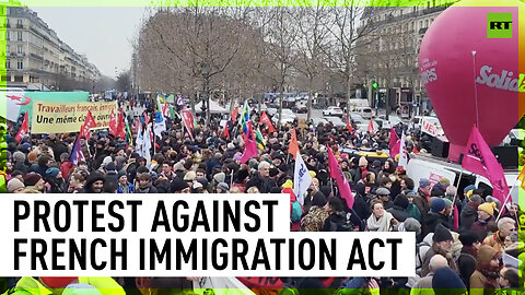 French Immigration Act opponents demand total withdrawal