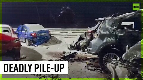 Multi-vehicle crash blocks Russian highway