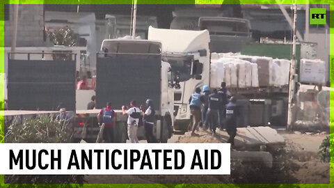 First aid trucks move into Gaza from Egypt through Rafah border crossing