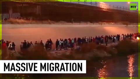 ‘Largest single group we’ve ever seen’ – Migrants breach US border