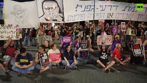 Scuffles erupt as protesters hit Tel Aviv streets yet again to demand hostage deal