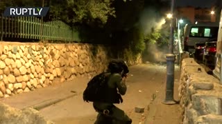 Severe clashes between Jewish and Arab residents in Lod prompt police to intervene