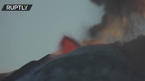 It’s back! Mount Etna is active again, spewing lava and columns of ash