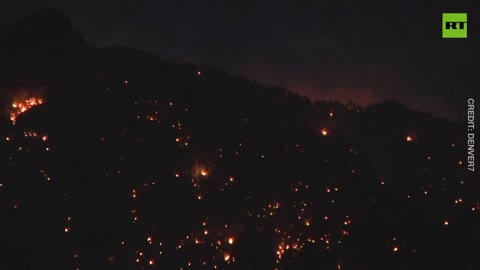 Colorado's Estes Park EVACUATED as wildfires ravage nearby forests