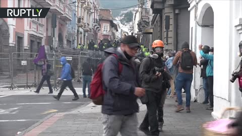 Clashes erupt at demonstration against Ecuadorian President Lasso in Quito