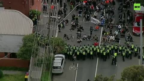 Tensions high at anti-lockdown protests in Melbourne and Sydney