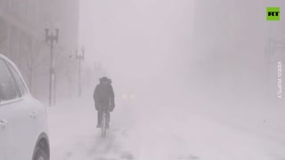Blizzard Hits US East Coast, Blanketing Boston in Snow