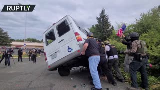 Violent clashes erupt between Antifa & Proud Boys in Portland