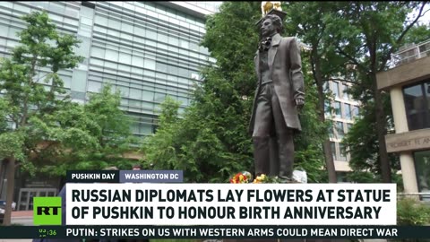 Russian diplomats lay flowers at statue of Pushkin for poet’s birth anniversary