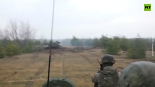 Russian Msta-S howitzers operate in battle zone