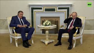 Putin meets with Bosnian Serb leader Dodik at SPIEF business forum