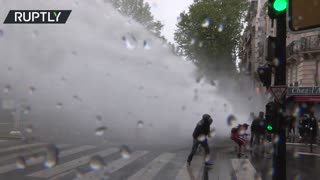 Paris scuffles | Pro-Palestine protest met with tear gas and water cannons