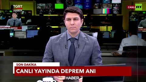 Turkish anchorman keeps reading the news as earthquake hits