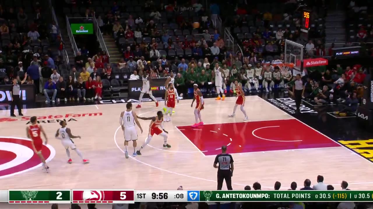 NBA - Dame letting it fly from deep early ๐ฏ