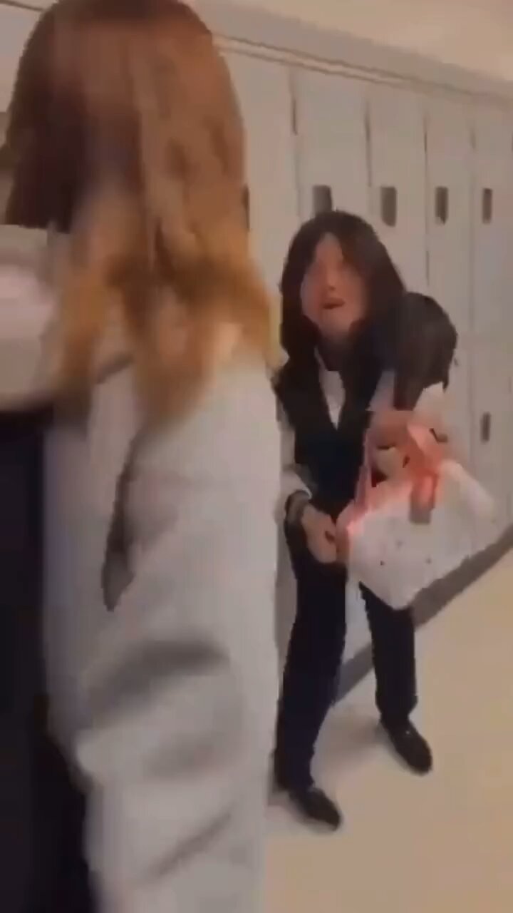 Bully gets instant karma 🫡