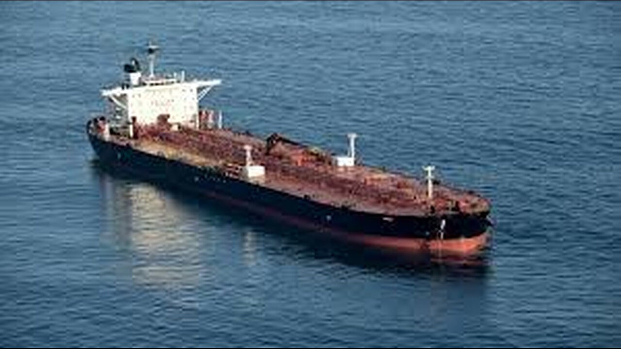 France Releases Detained Tanker Linked to Russia After Putins Warning