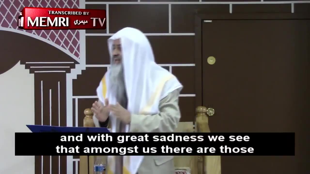 Watch: A Muslim preacher in Canada declares that saying Merry Christmas