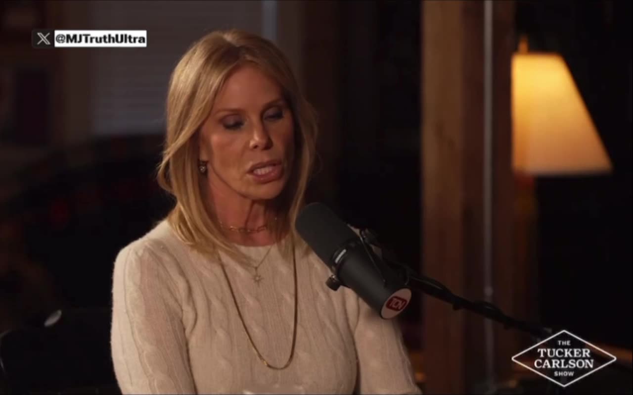 RFK Jr’s wife was pressured by Hollywood to shut her husband uo