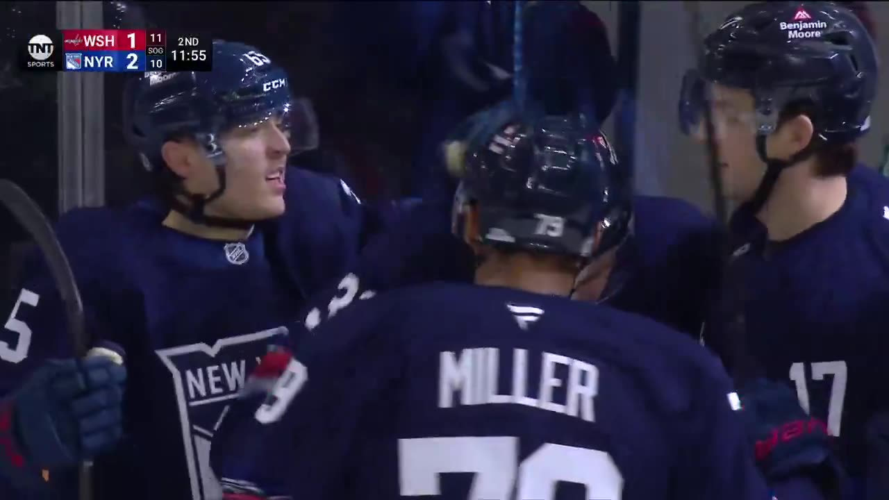 NHL - The @NYRangers take the lead on a goal from Sam Carrick! ๐ฝ