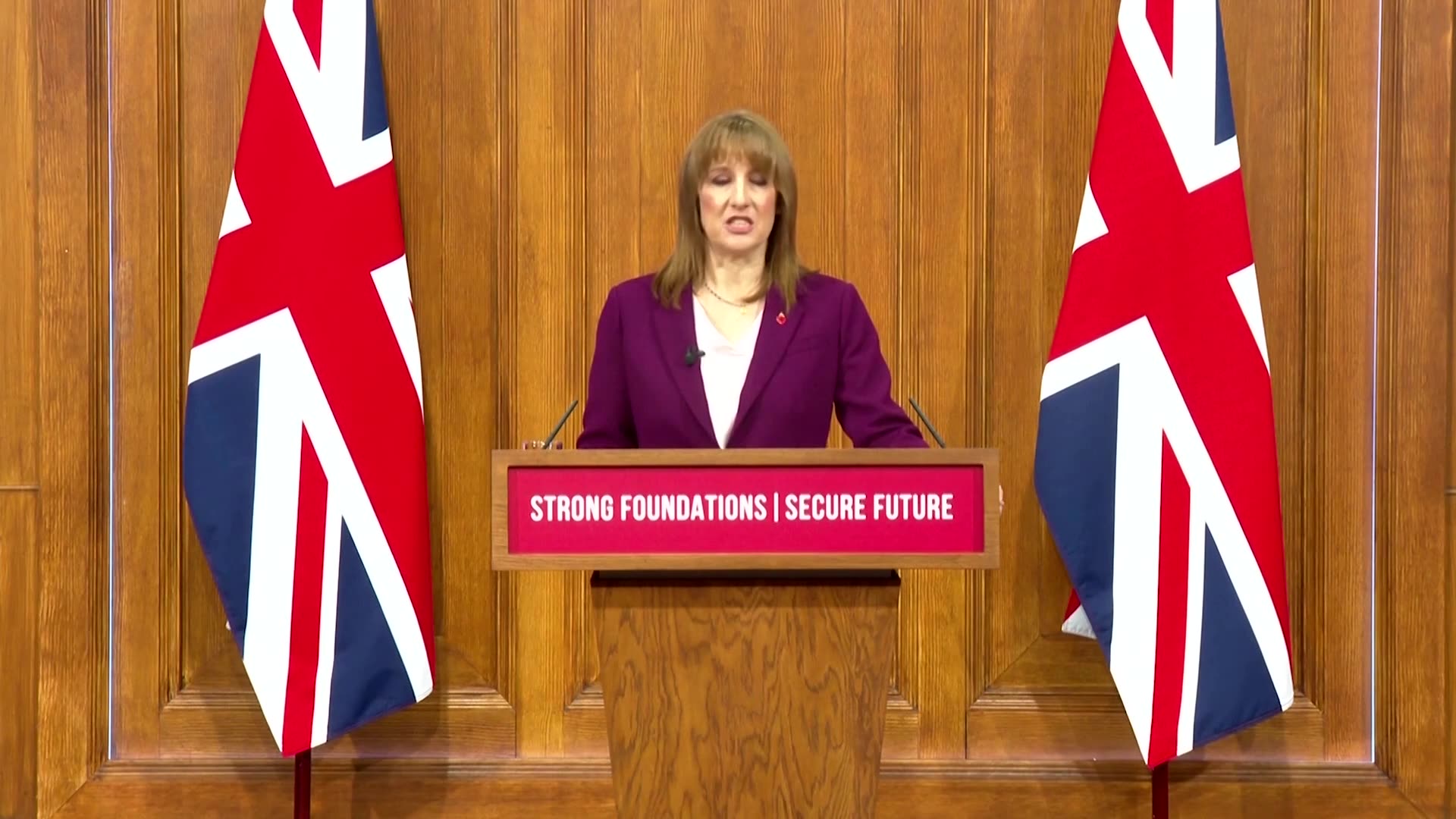 UK finance minister vows to do what is necessary in Nov budget