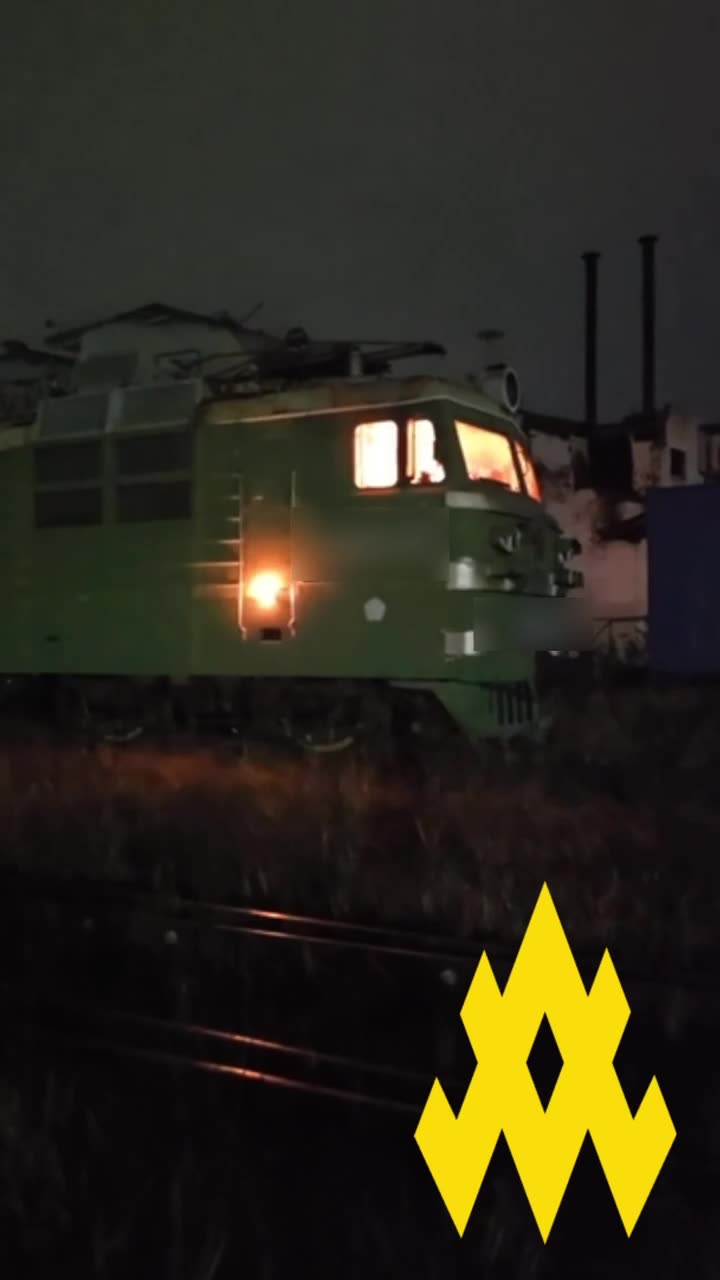 π₯ ATESH agents from the Russian Railway Troops burned an electric locomotive in Rostov