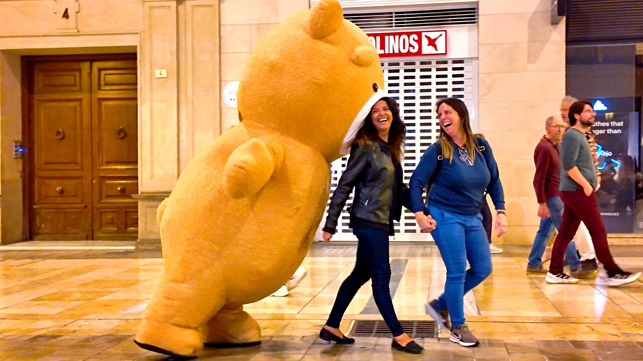 Giant Gorilla and Teddy Bear π» Funny Reactions in City Center