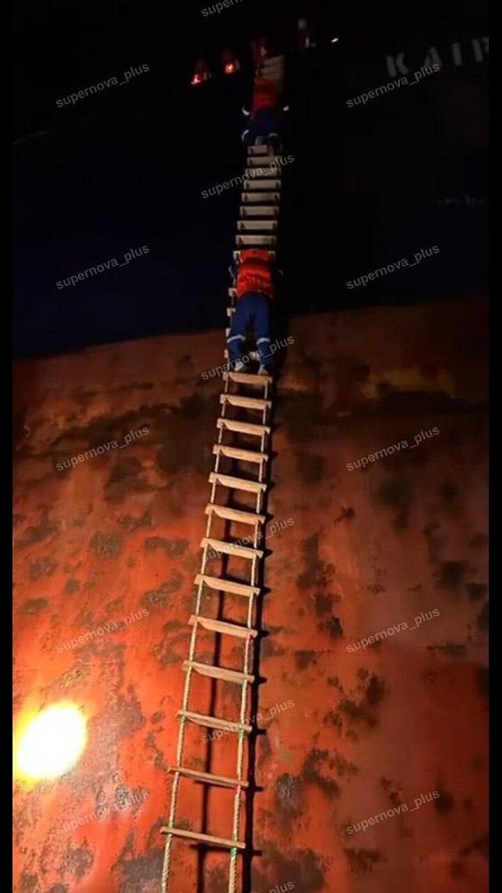 π₯π³οΈ Documentary footage of burning tankers from Russian shadow fleet, Virat and Kairos.