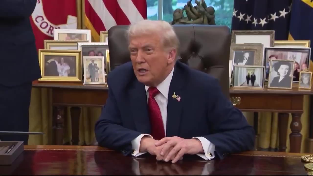 Trump says head of Somalia doesnt want Ilhan Omar either
