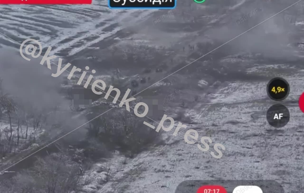 💥 Pokrovsk. Russians are calling in reserves. Another wave of soldiers has rolled into the city.