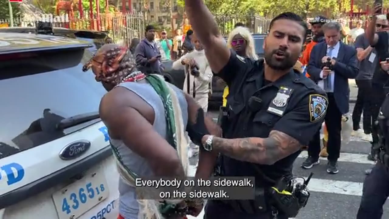 Man detained outside Manhattan fed court during Diddys sentencing hearing