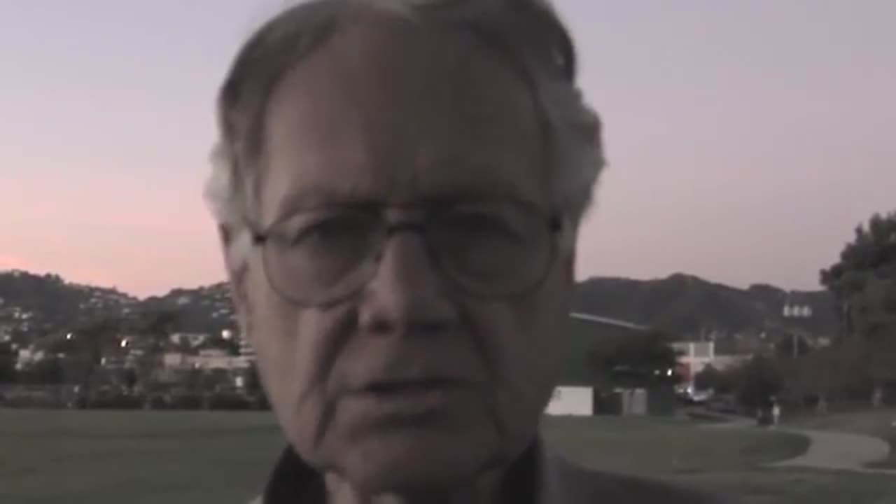 Former FBI Cheif Ted Gunderson - Exposes chemtrails