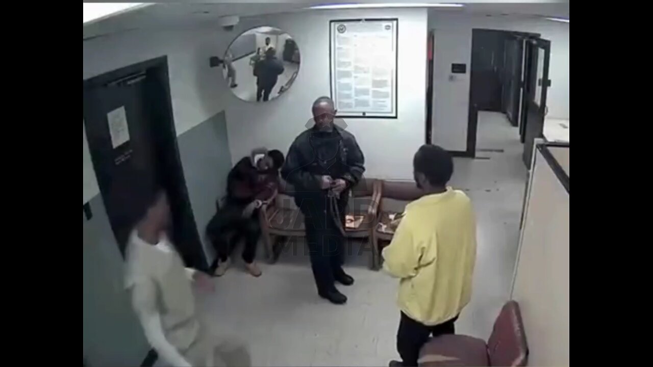 Inmate charged with killing young girl violently attacked in jail #crime #justice #prison #japd