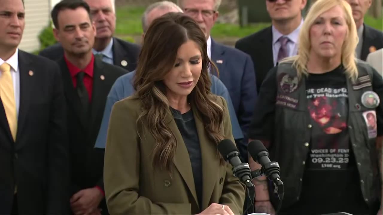 DHS Sec. Noem speaks near Dem governors mansion