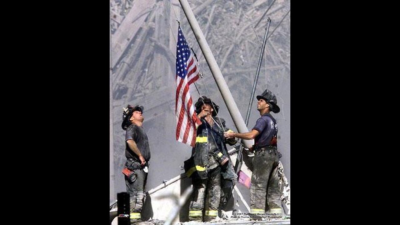 William Cooper - HOTT - 911 as it Happened audio WITH CNN Live video