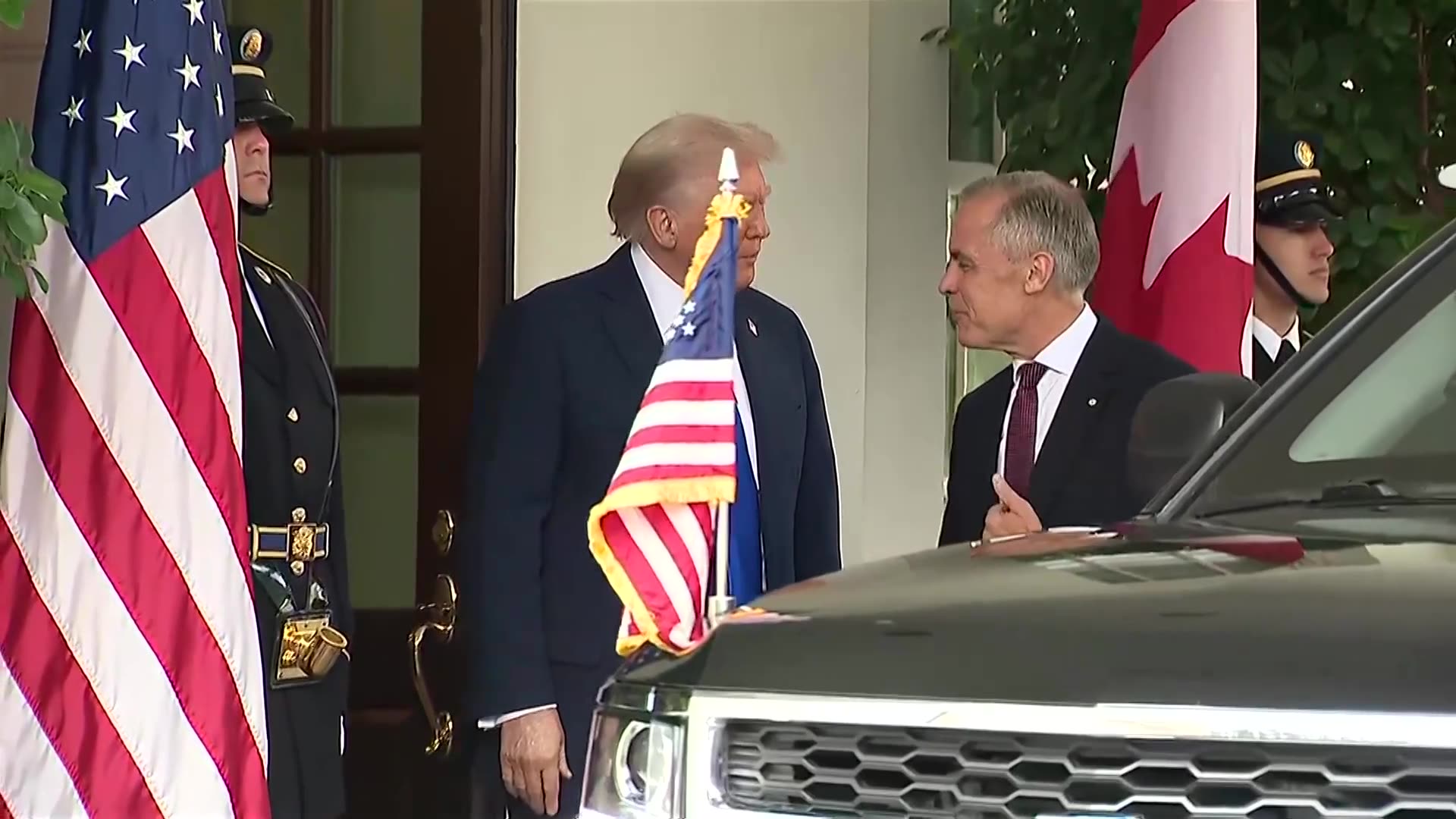 Canadas Carney arrives at the White House