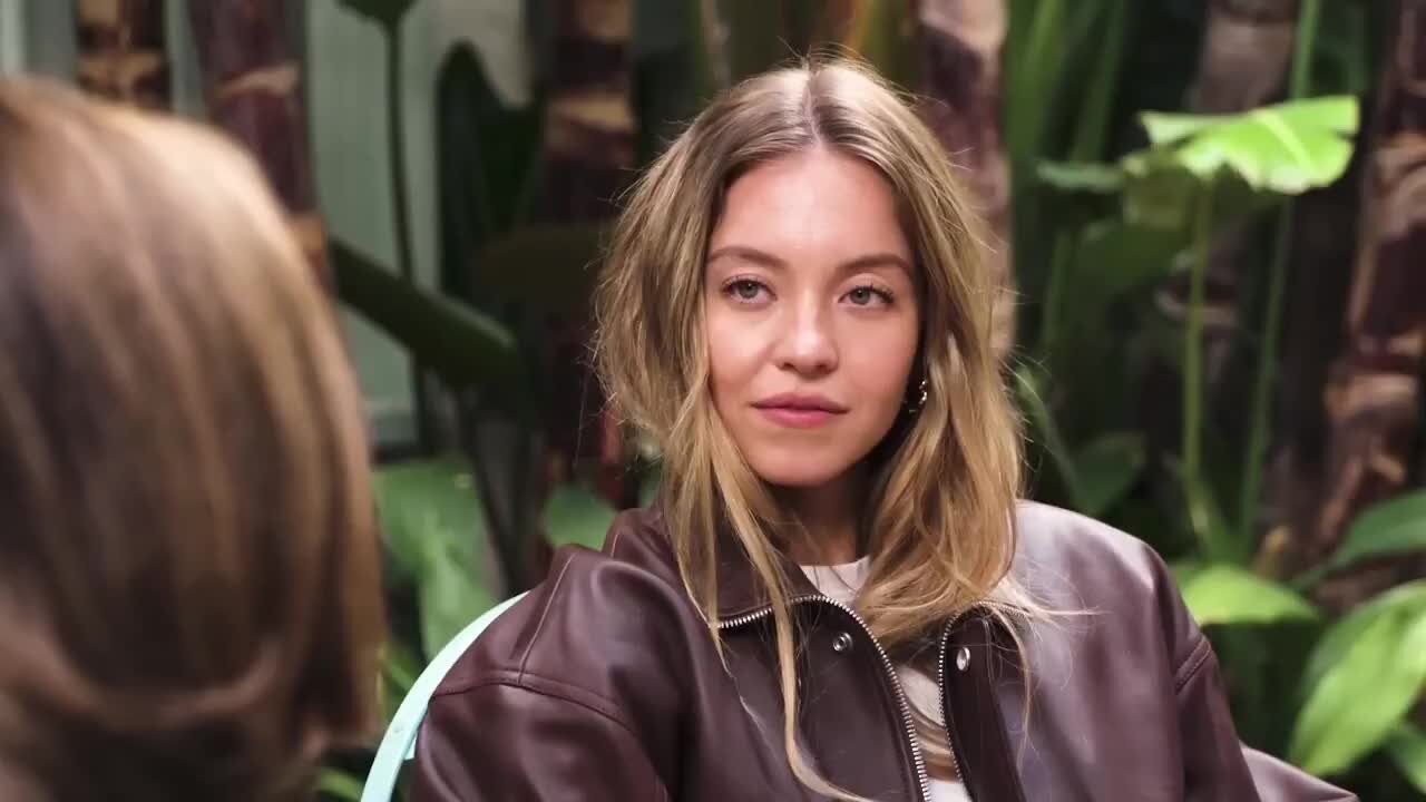 Sydney Sweeney Refuses to Apologize for Ad About ‘Good Genes’