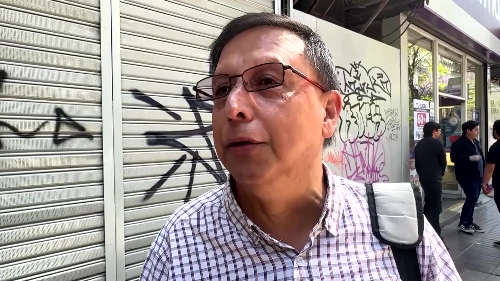 Fears over crime and immigration dominate Chiles presidential election