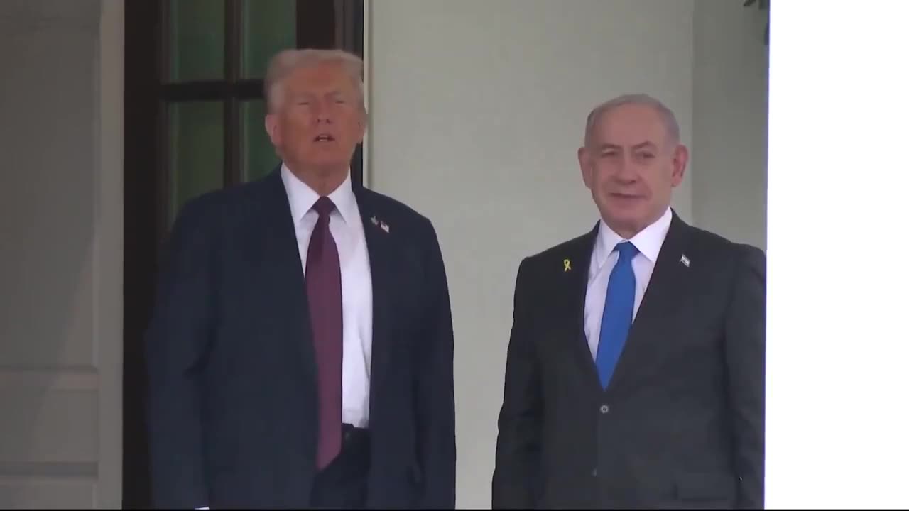 📌POTUS greets Israeli PM Netanyahu at the White House